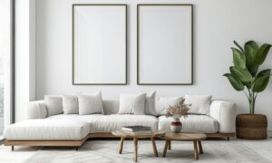 Design og indretning: Hvid sofa i lyst rum